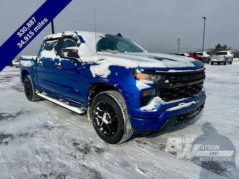 Used 2023 Chevrolet Silverado 1500 Custom w/ LPO, Dark Essentials Package image 9