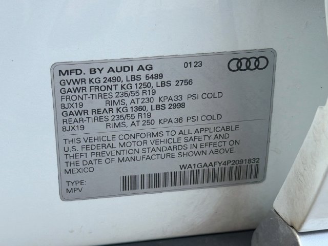 Used 2023 Audi Q5 2.0T Premium w/ Convenience Package AWD/4WD image 44