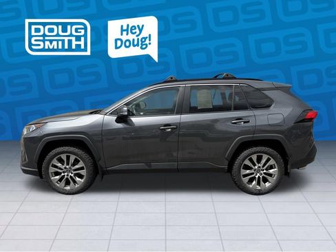 Used 2020 Toyota RAV4 XLE Premium AWD/4WD image 2