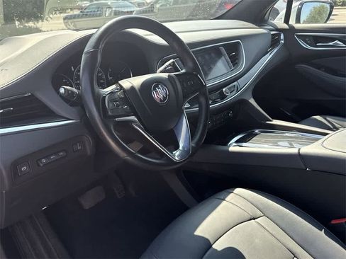 Used 2024 Buick Enclave Premium image 2