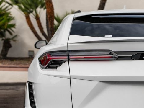 Used 2024 Lamborghini Urus S AWD/4WD image 50