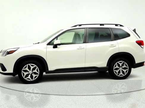 Used 2022 Subaru Forester Premium AWD/4WD image 8