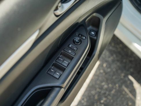 Used 2020 Honda Civic Sport image 10