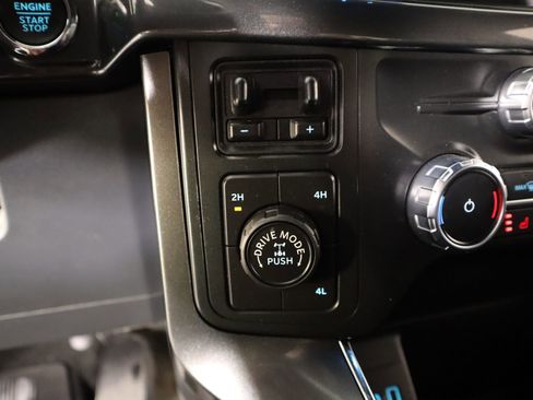 Used 2022 Ford F150 XLT w/ Equipment Group 302A High image 8