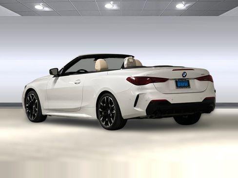 New 2026 BMW 430i Convertible w/ M Sport Package image 3