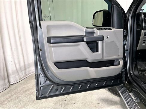 Used 2020 Ford F150 XLT w/ Equipment Group 302A Luxury image 21