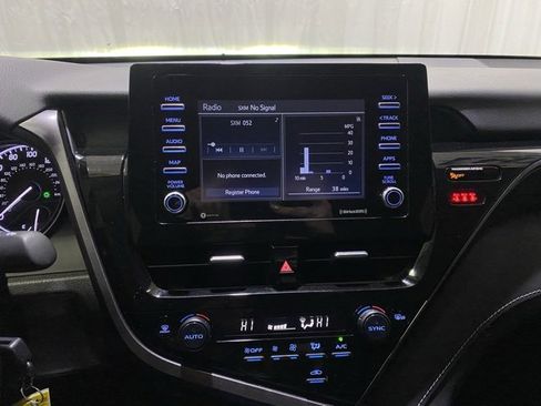Certified 2024 Toyota Camry SE image 18