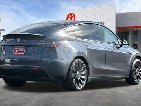 Used 2022 Tesla Model Y Performance AWD/4WD image 4