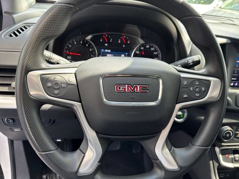 Used 2024 GMC Terrain SLE FWD image 36