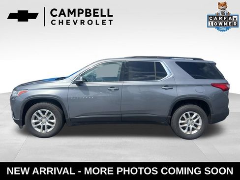Used 2019 Chevrolet Traverse LT FWD image 2