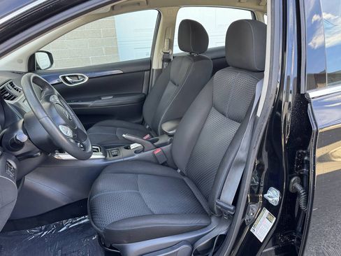 Used 2017 Nissan Sentra SR w/ SR Midnight Edition FWD image 13