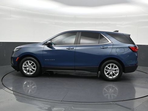 Used 2024 Chevrolet Equinox LT FWD image 2