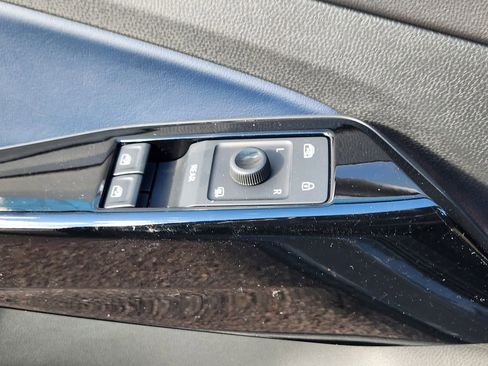 New 2026 Volkswagen ID.4 Pro S image 5