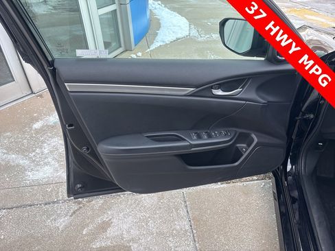 Used 2020 Honda Civic Sport image 11