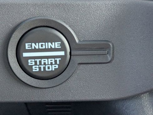 New 2025 Ford Bronco Outer Banks w/ Sasquatch Package image 31