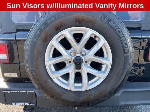 Used 2023 Jeep Wrangler Sport S image 15