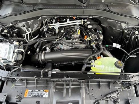 New 2026 Ford Explorer Active w/ Active Comfort Package image 25