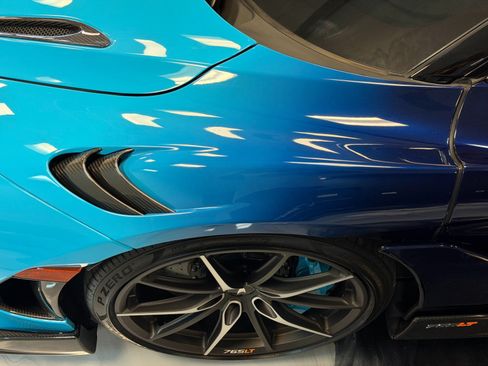 Used 2022 McLaren 765LT RWD image 5