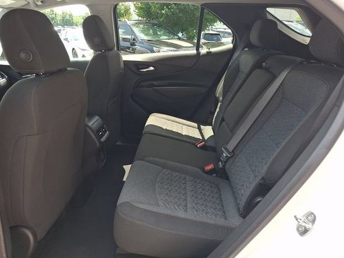 Used 2023 Chevrolet Equinox LT FWD image 10