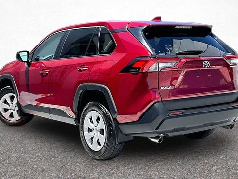 Used 2024 Toyota RAV4 LE FWD image 6