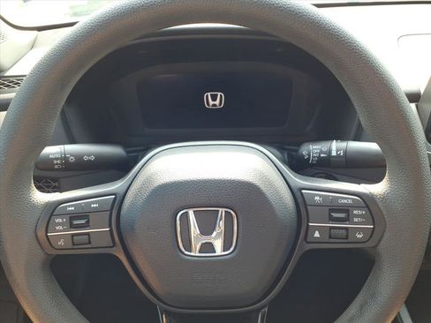 Certified 2023 Honda Accord EX image 12