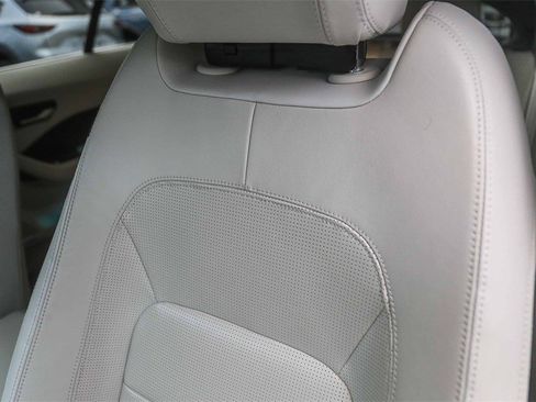 Used 2020 Jaguar I-PACE SE image 23