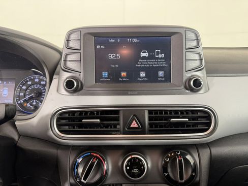 Used 2020 Hyundai Kona SE image 18