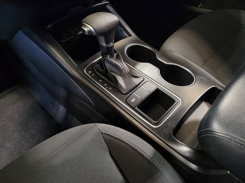 Used 2019 Kia Sorento LX image 26