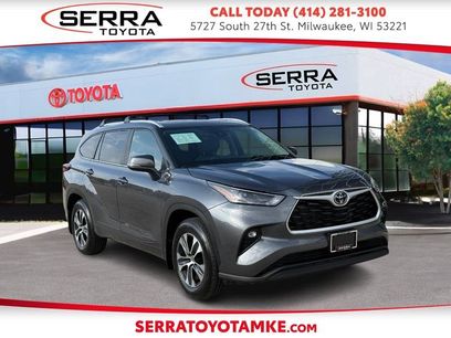 Used 2025 Toyota Highlander XLE