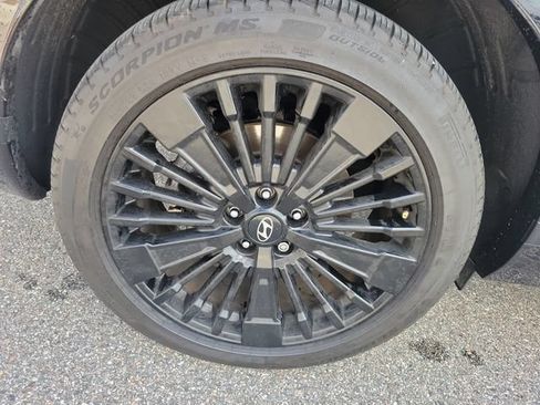Used 2024 Hyundai Santa Fe Calligraphy AWD/4WD image 6