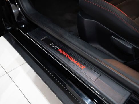 Used 2019 Ford Mustang Shelby GT350R w/ GT350R Equipment Group 920A image 7