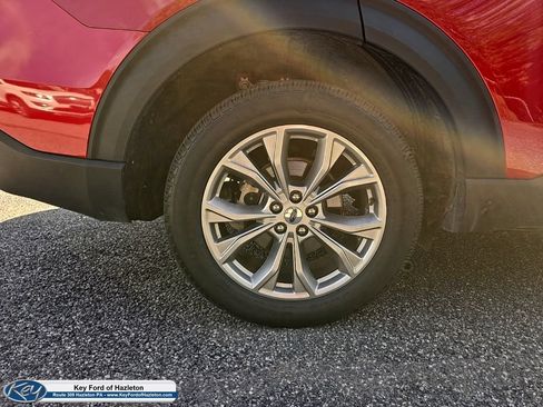 Used 2024 Ford Explorer XLT w/ Equipment Group 202A AWD/4WD image 15