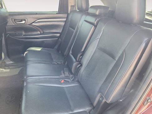 Used 2019 Toyota Highlander Limited image 13