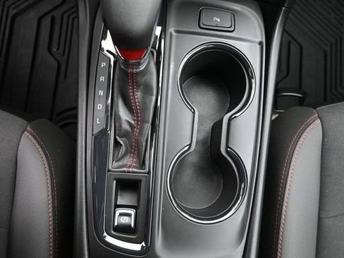 Used 2022 Chevrolet Equinox RS image 19