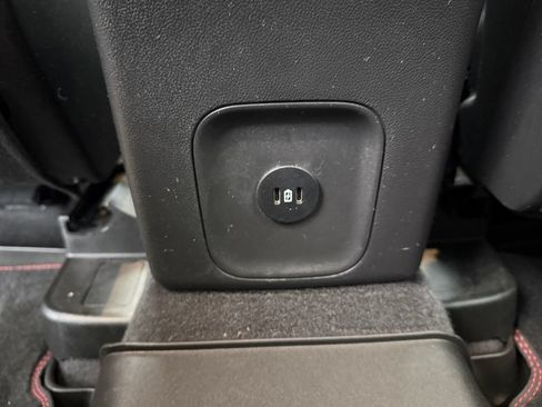 Used 2023 Ford Escape ST-Line AWD/4WD image 37