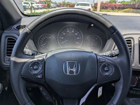 Used 2022 Honda HR-V Sport image 22