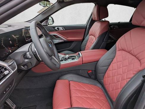 New 2026 BMW X6 M60i image 4