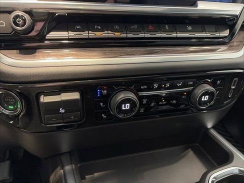 New 2026 Chevrolet Silverado 1500 LTZ w/ LTZ Premium Package AWD/4WD image 27