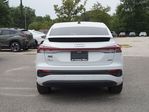 Used 2022 Audi Q4 e-tron Premium Plus AWD/4WD image 6