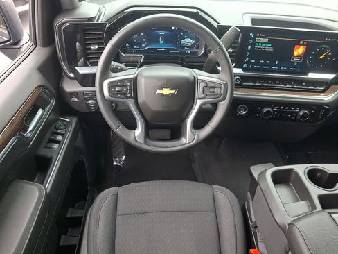Used 2023 Chevrolet Silverado 1500 LT AWD/4WD image 11