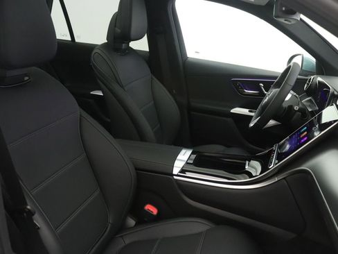 New 2026 Mercedes-Benz GLC 300 image 9