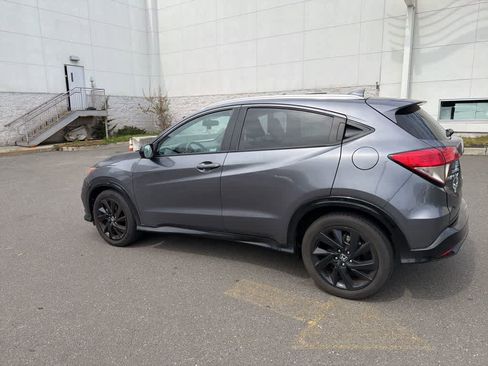 Used 2021 Honda HR-V Sport image 6