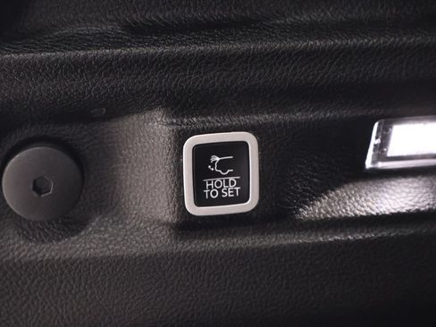 Used 2021 Jeep Grand Cherokee L Limited AWD/4WD image 37