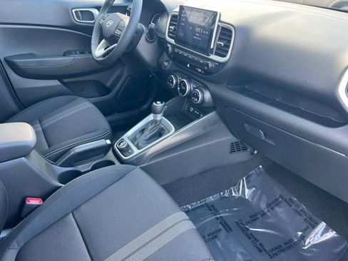 New 2026 Hyundai Venue SEL image 15