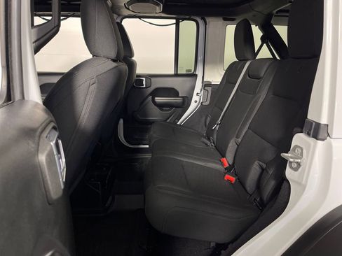 Used 2021 Jeep Wrangler Unlimited Sport image 13