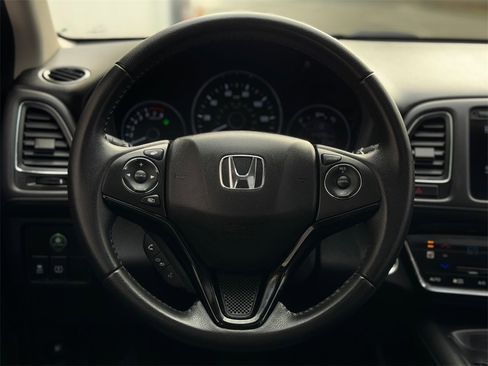 Used 2017 Honda HR-V EX-L image 14