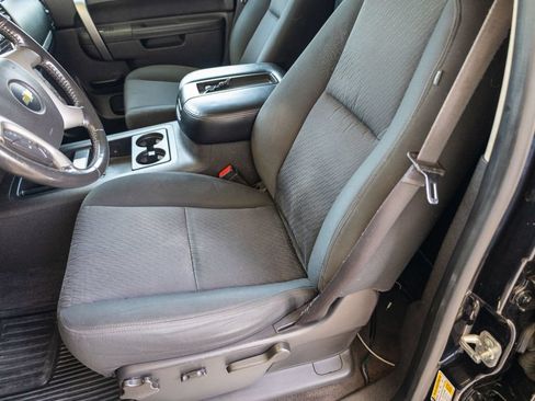 Used 2014 Chevrolet Silverado 2500 LT w/ Z71 Appearance Package AWD/4WD image 11