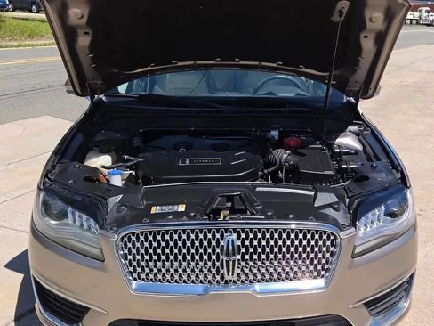 Used 2018 Lincoln MKZ Reserve FWD image 7