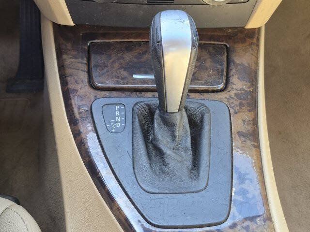 Used 2009 BMW 328i Sedan RWD image 25