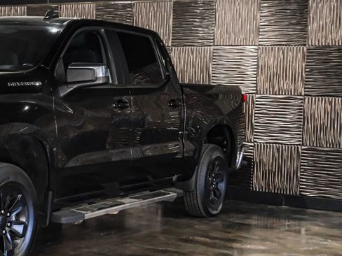 Used 2019 Chevrolet Silverado 1500 LT w/ All-Star Edition image 8